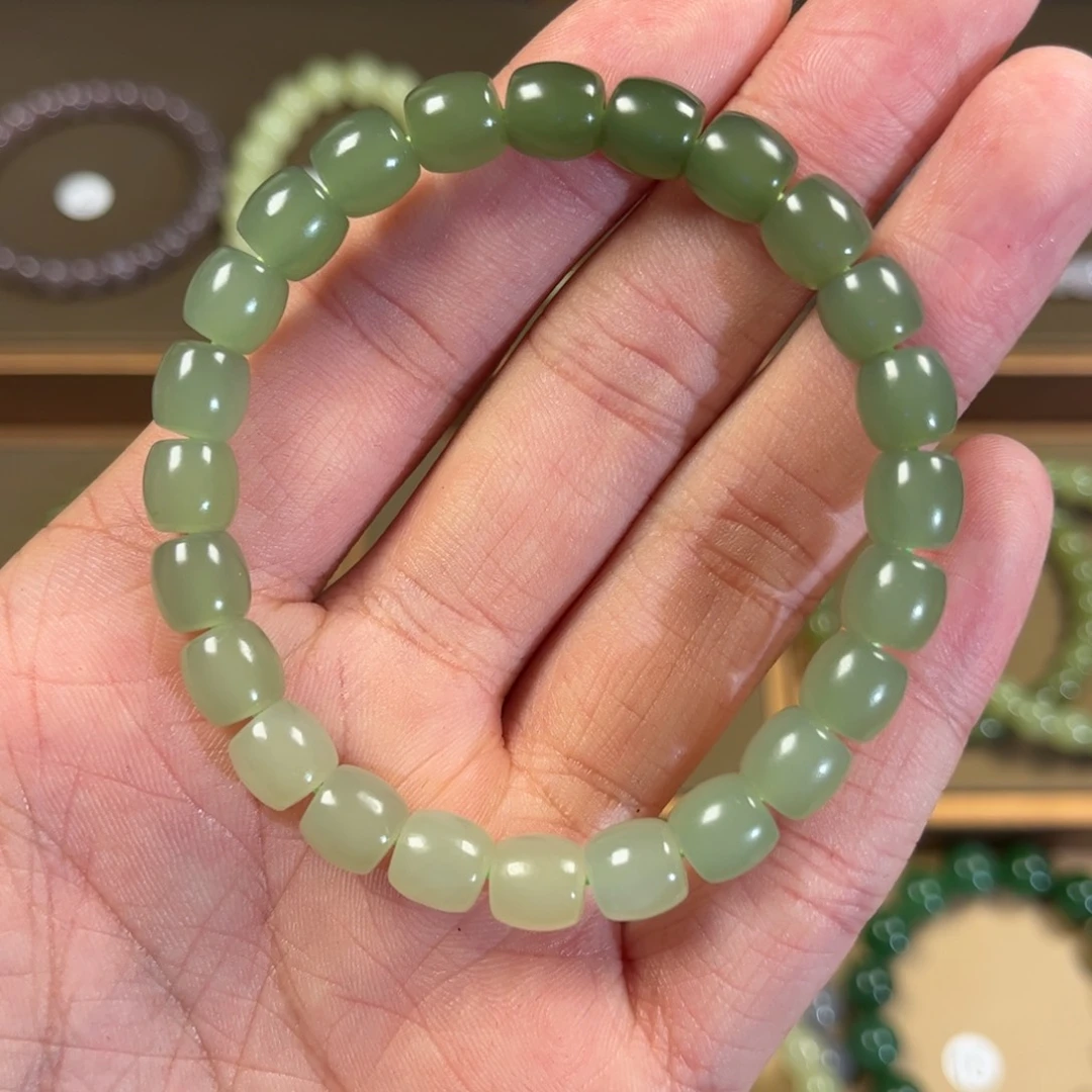 未镶嵌手串和田玉A****1