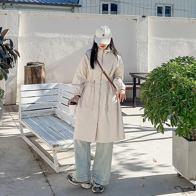 今年流行风衣2025新款春秋中长小个子连帽风衣外套大码女装胖mm