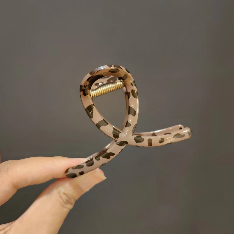 ZDZ韩咖色豹纹8cm抓夹