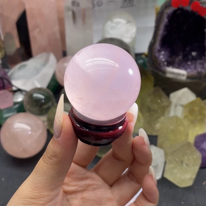 水晶珠宝半成品未镶嵌天然水晶粉水球5