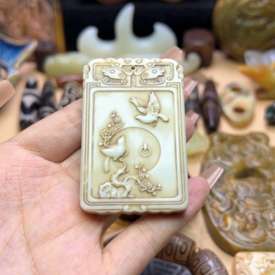 【闪购商品】蛇纹石玉未镶嵌颈饰尘**生