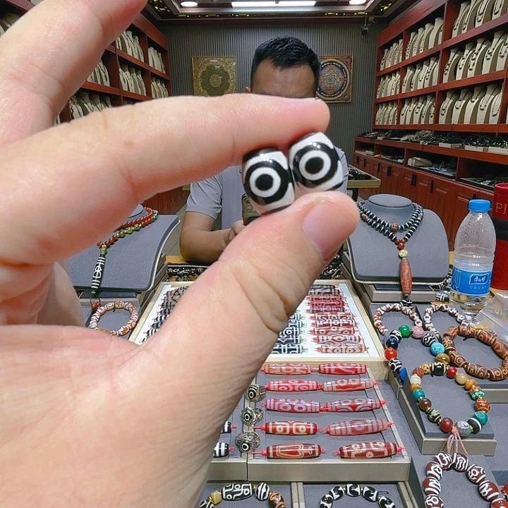 未镶嵌玛瑙/玉髓珠宝奇石