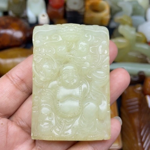 蛇纹石玉未镶嵌颈饰63