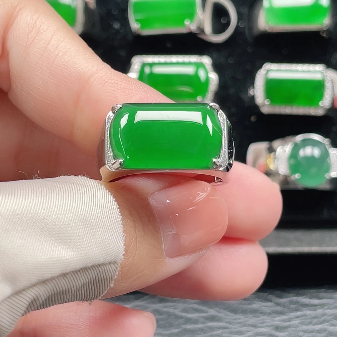 翡翠银S925镶嵌戒指天然A货翡翠没运费险3911