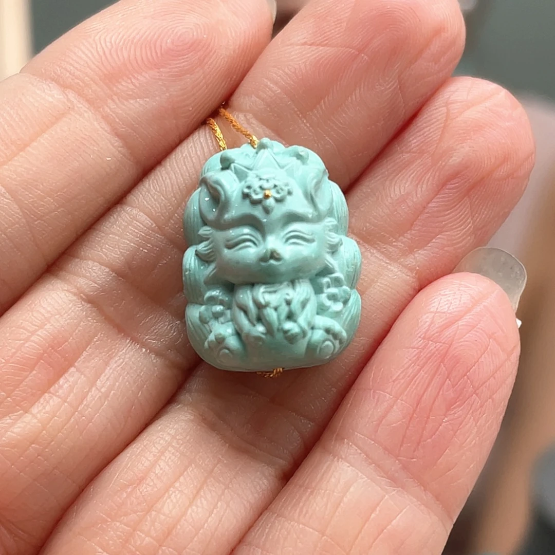 未镶嵌绿松石颈饰