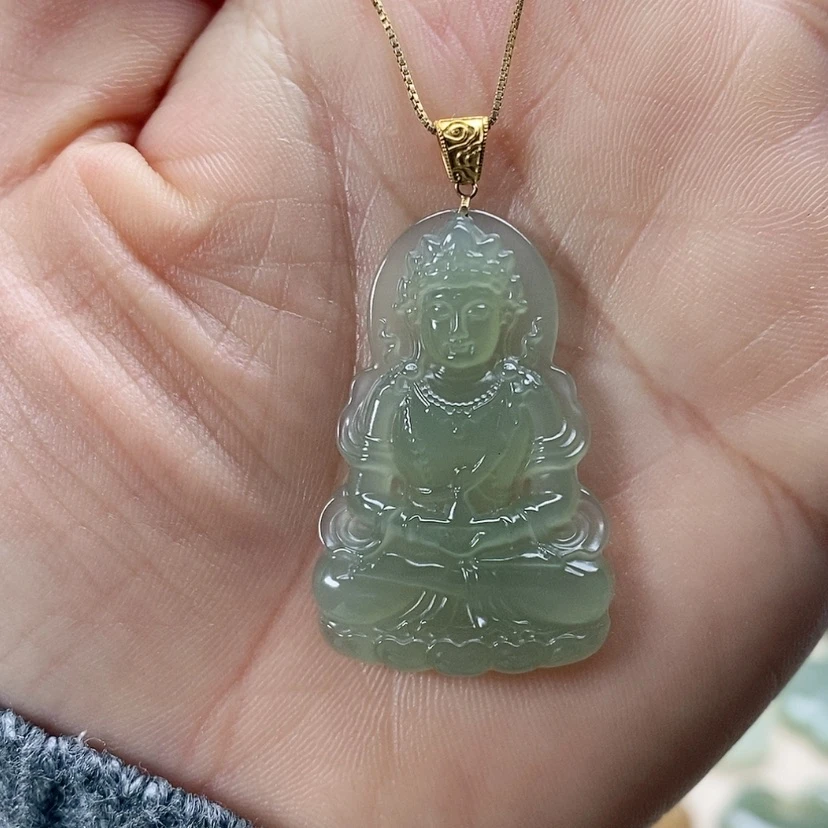 【闪购商品】颈饰18K金镶嵌和田玉