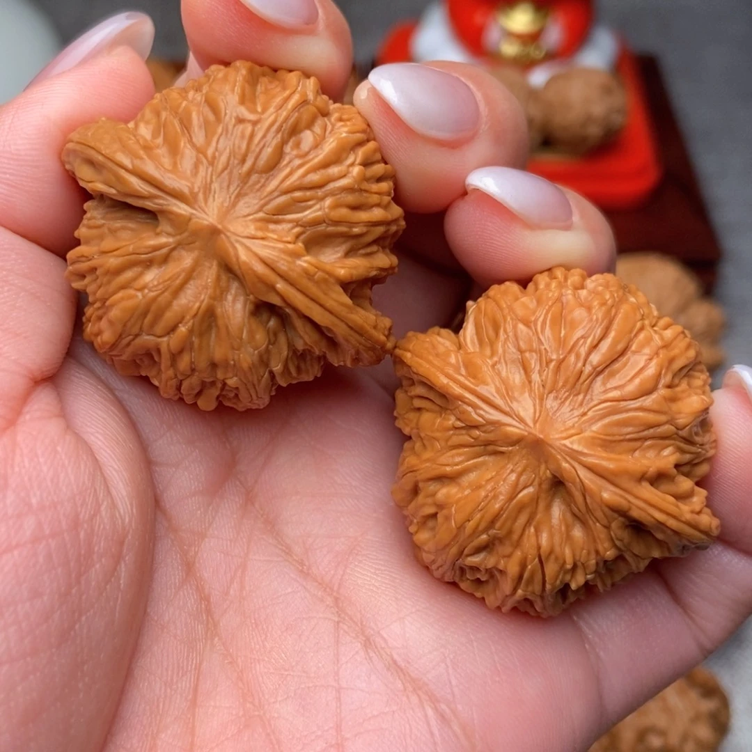 把件文玩核桃红皮山地石子磨38全品