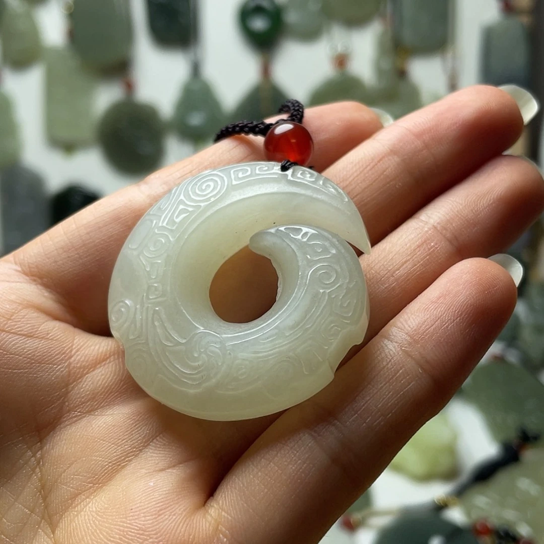 【闪购商品】和田玉未镶嵌车挂无**槃