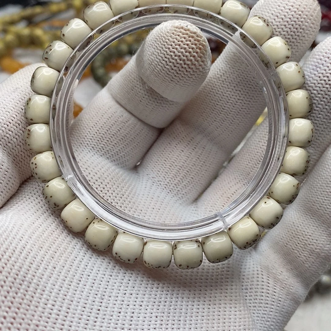 I***e吊坠星月菩提星月