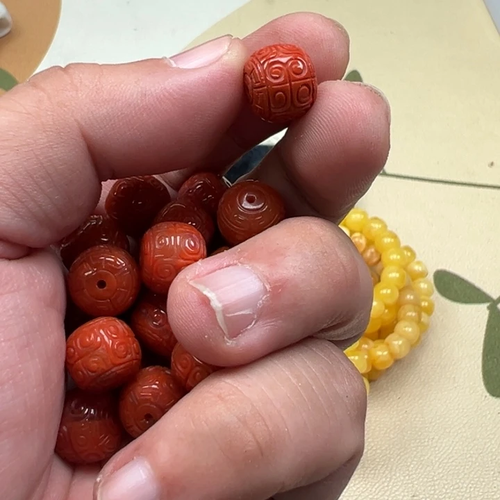 吊坠白玉菩提红色3609