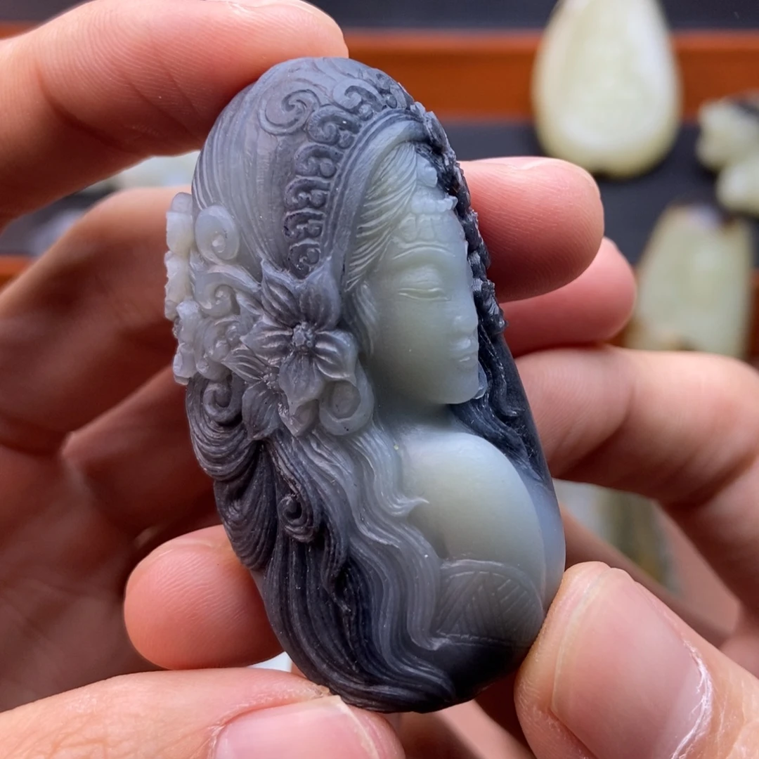 和田玉未镶嵌颈饰