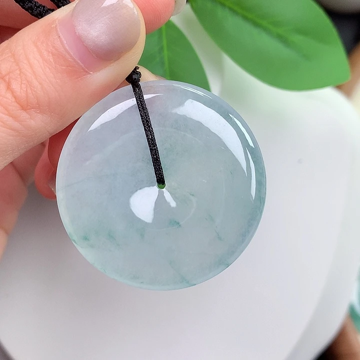 翡翠未镶嵌颈饰83:39.1-5.8