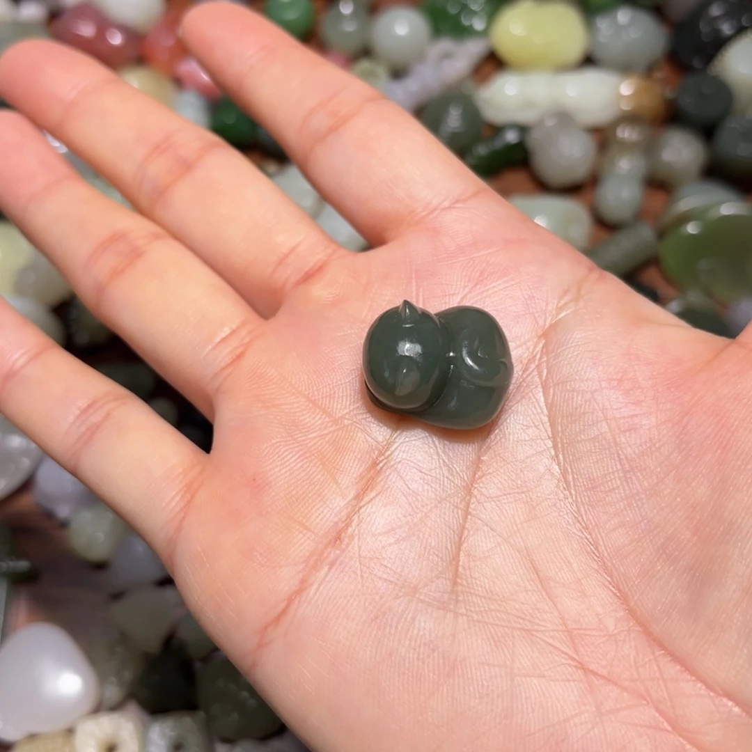 和田玉珠宝半成品未镶嵌?****?