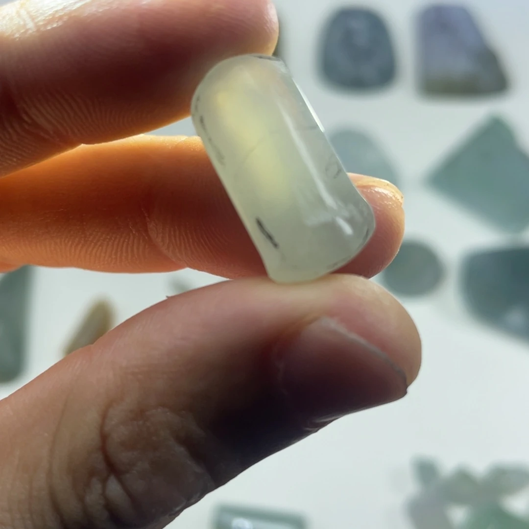 定制翡翠未镶嵌包工