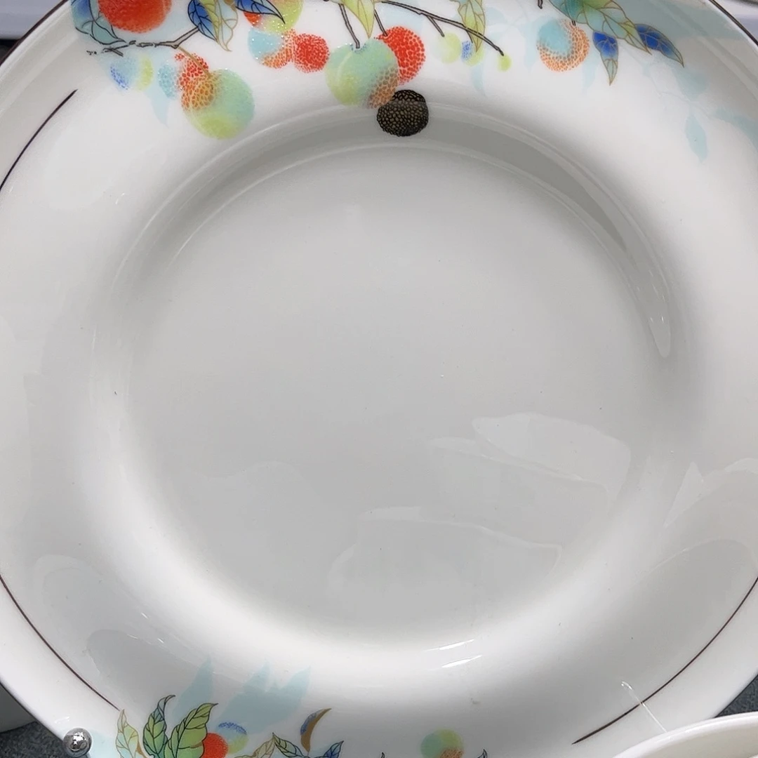 瓷片荔枝十寸大盘一个