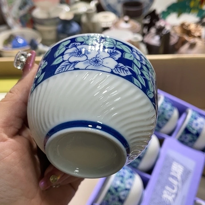 瓷片合货都不给盒子，盘子是同事