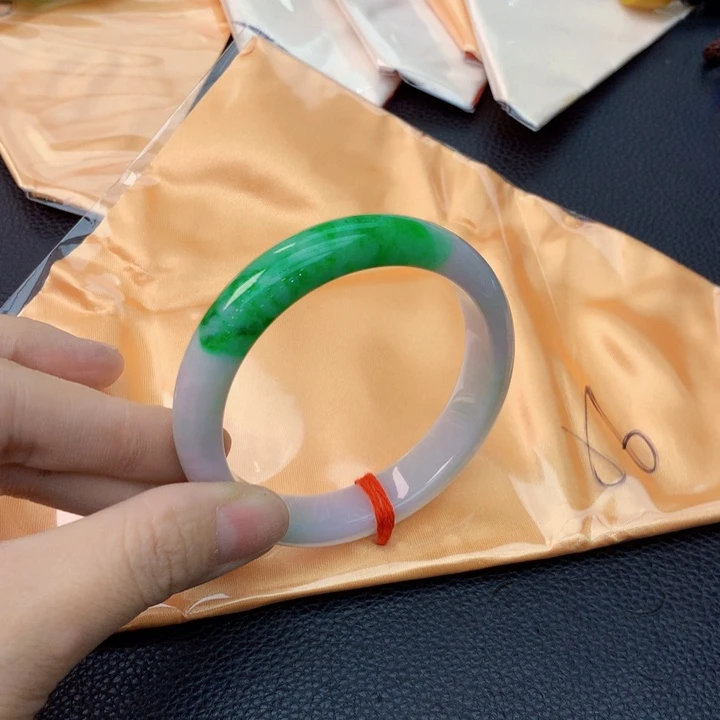 未镶嵌手镯翡翠翡翠手镯