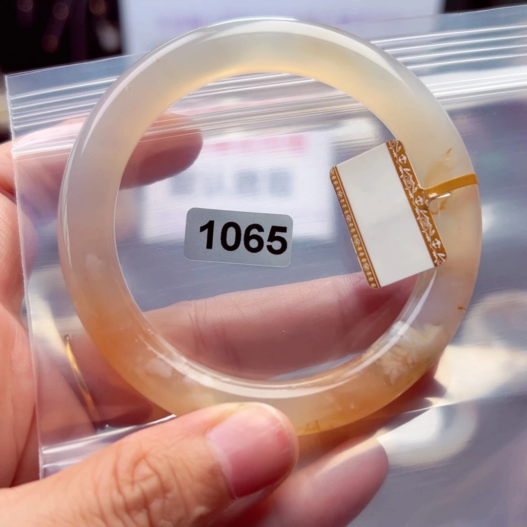 玛瑙/玉髓手镯默认微瑕未镶嵌用****8