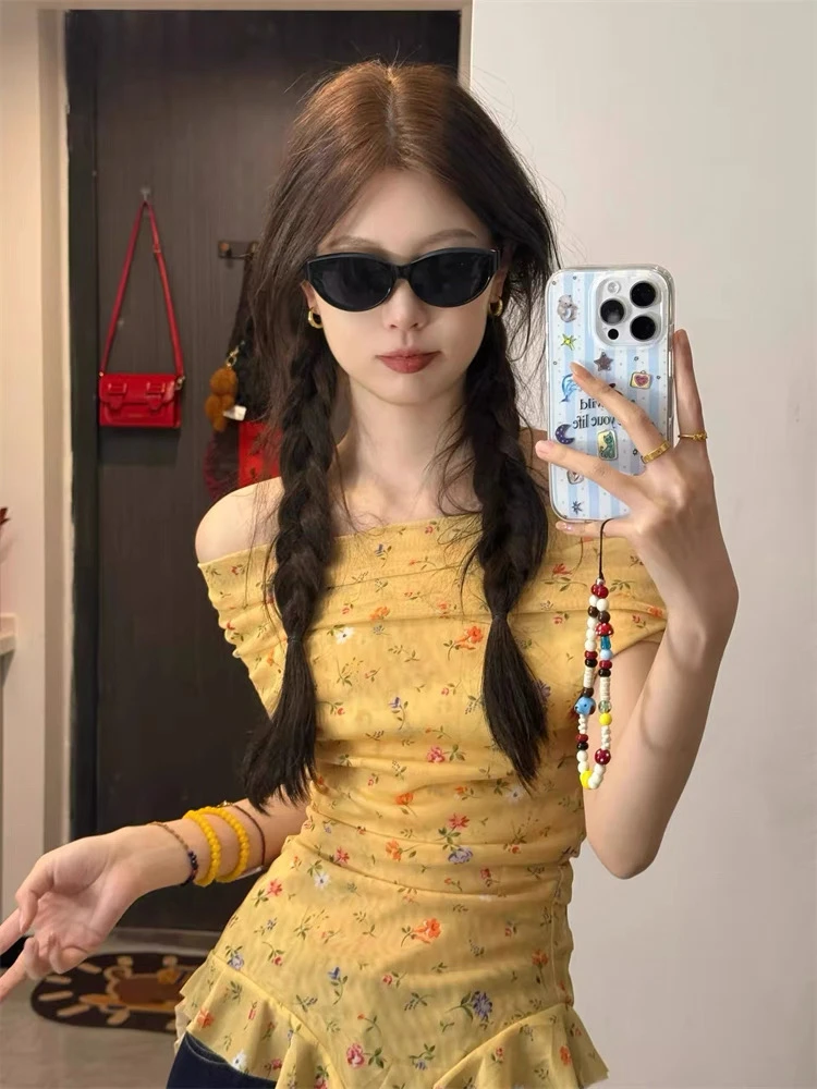 甜辣碎花一字肩不规则飘带T恤女夏季新款修身设计感绝美小上衣女