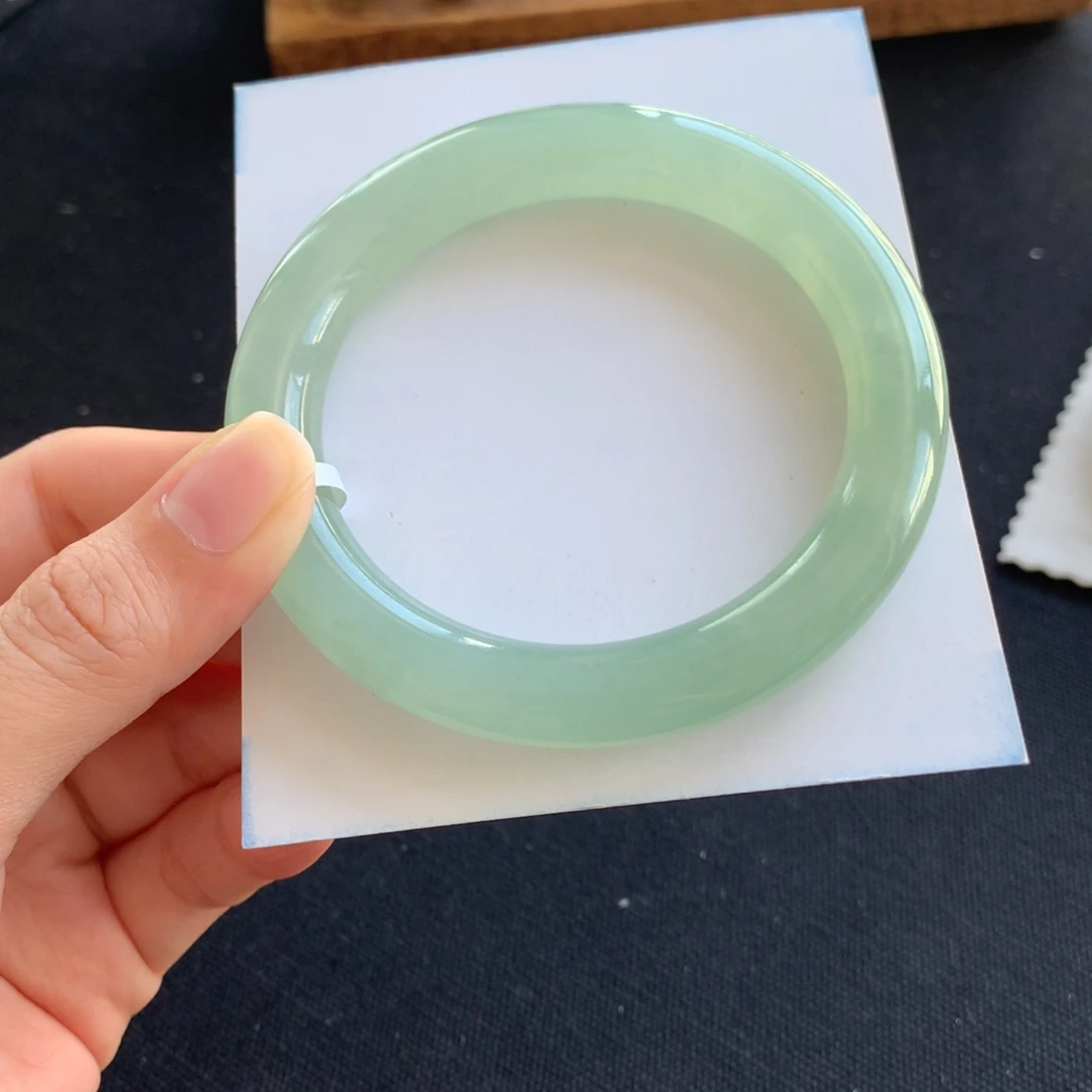 未镶嵌手镯翡翠翡翠