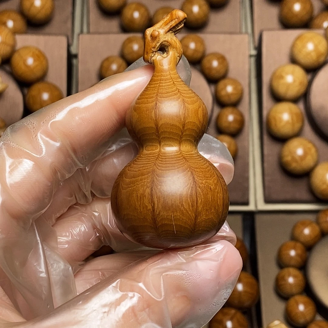 倾***尘六道木把件九道葫芦