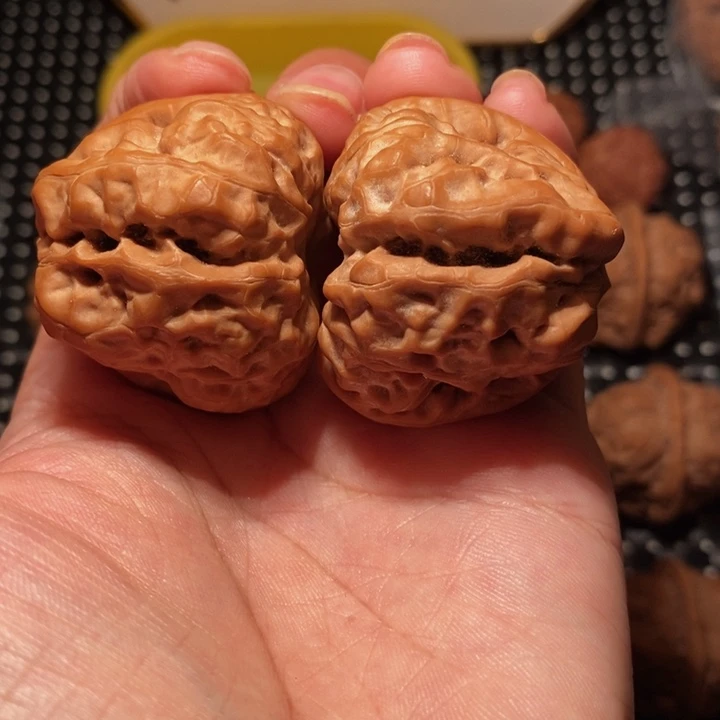落***风把件文玩核桃四开八腿