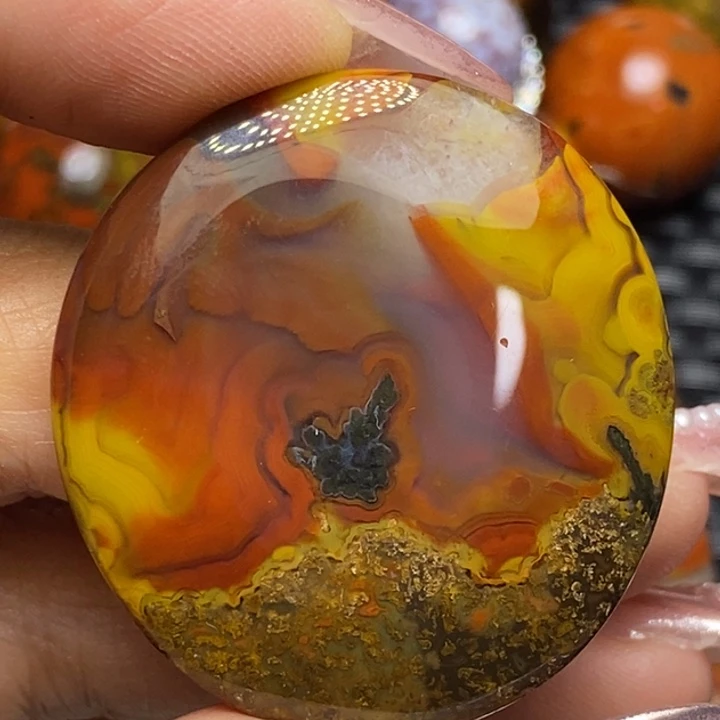 玛瑙/玉髓颈饰未镶嵌