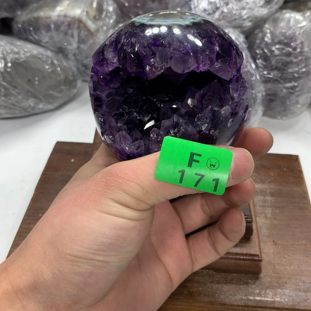 紫晶大型摆件（非配饰）未镶嵌