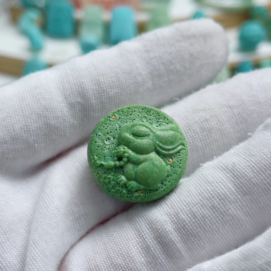 绿松石未镶嵌珠宝奇石