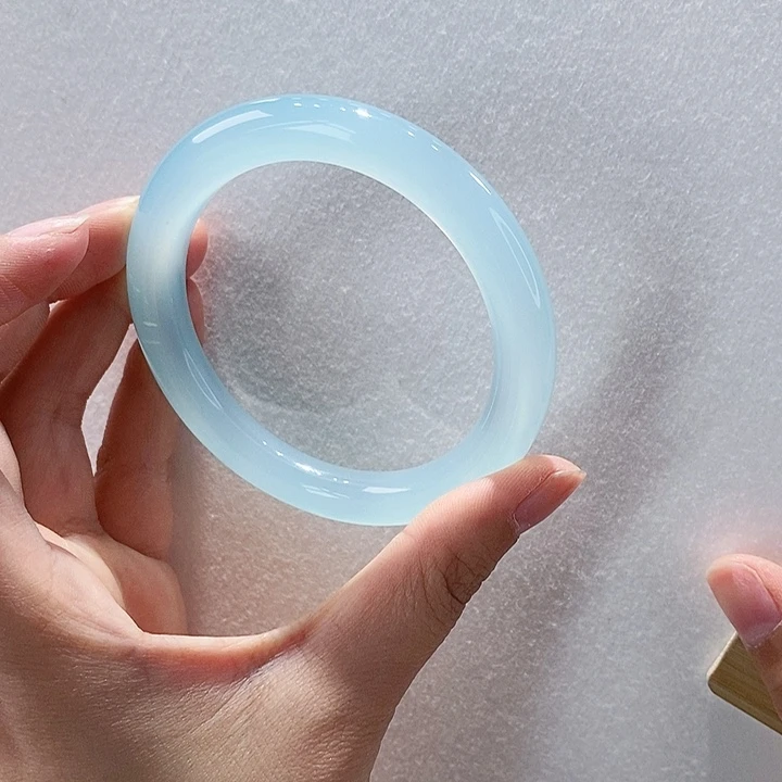 玛瑙/玉髓手镯未镶嵌58.4福利