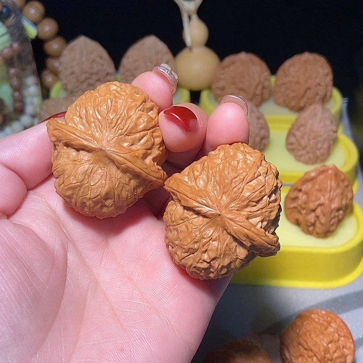 文玩核桃吊坠南瓜墩