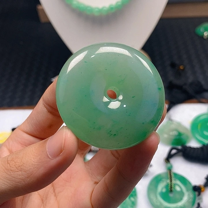 石英质玉（非洲翠）1未镶嵌