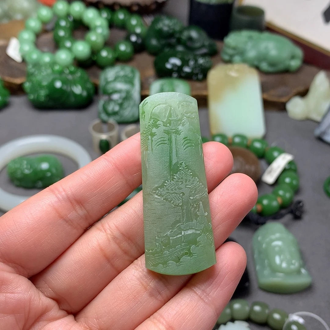 和田玉颈饰未镶嵌