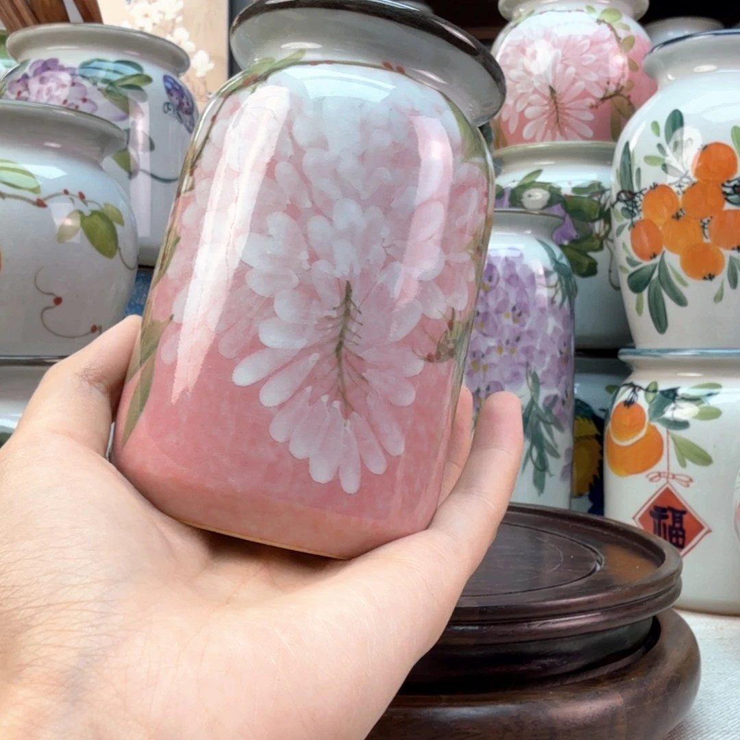 景德镇纯手绘陶瓷花瓶