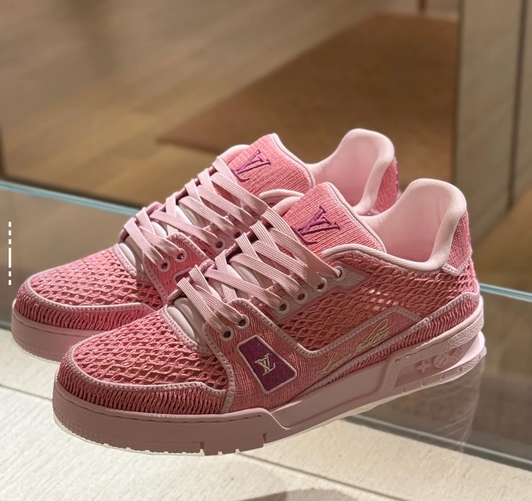 未使用 LouisVuitton/路易威登 25新款 粉色网眼板鞋trainer