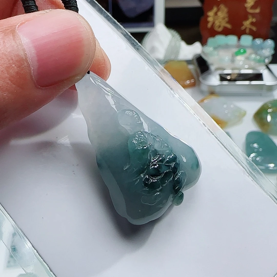 未镶嵌定制翡翠翡翠