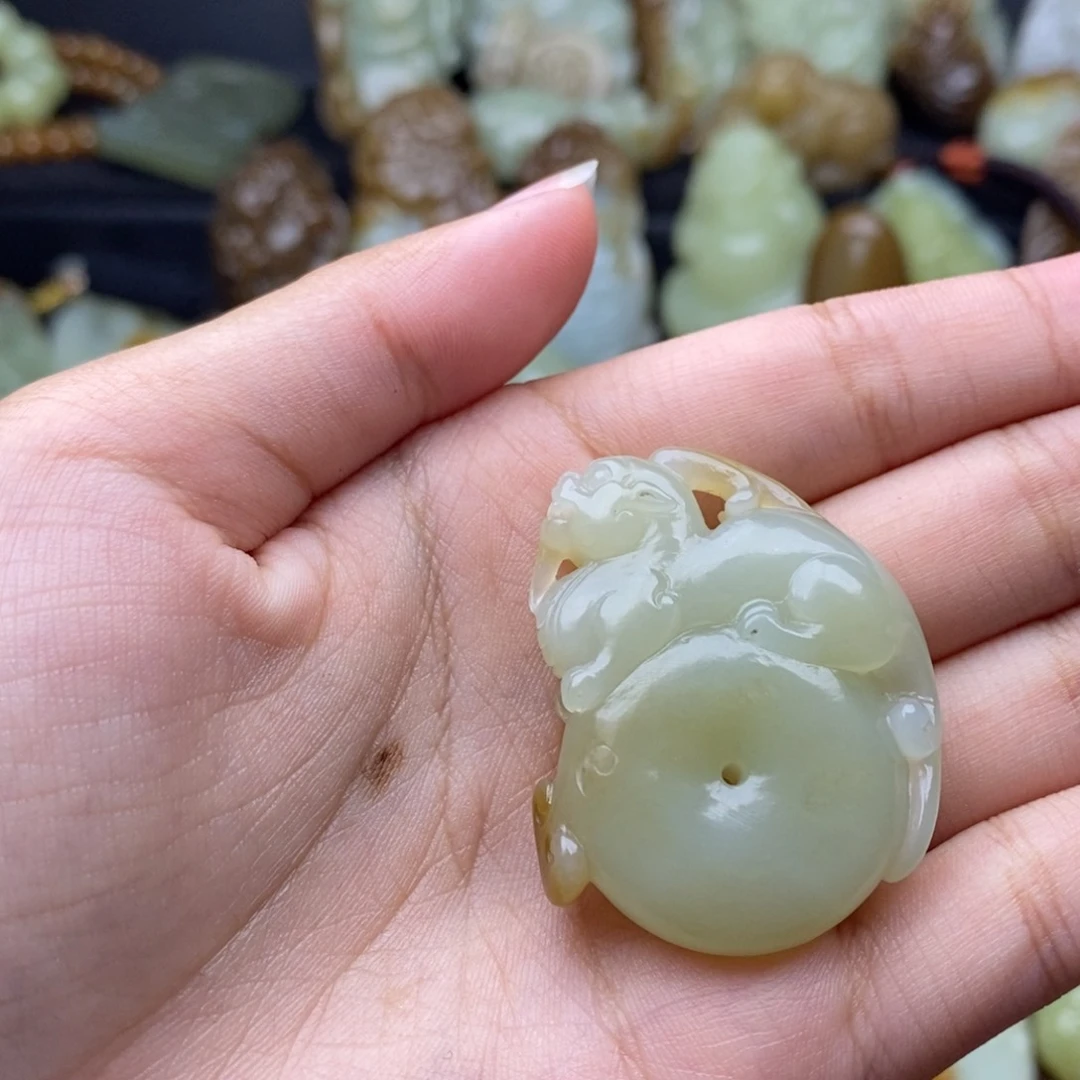 项链未镶嵌和田玉（糖玉）醒*人