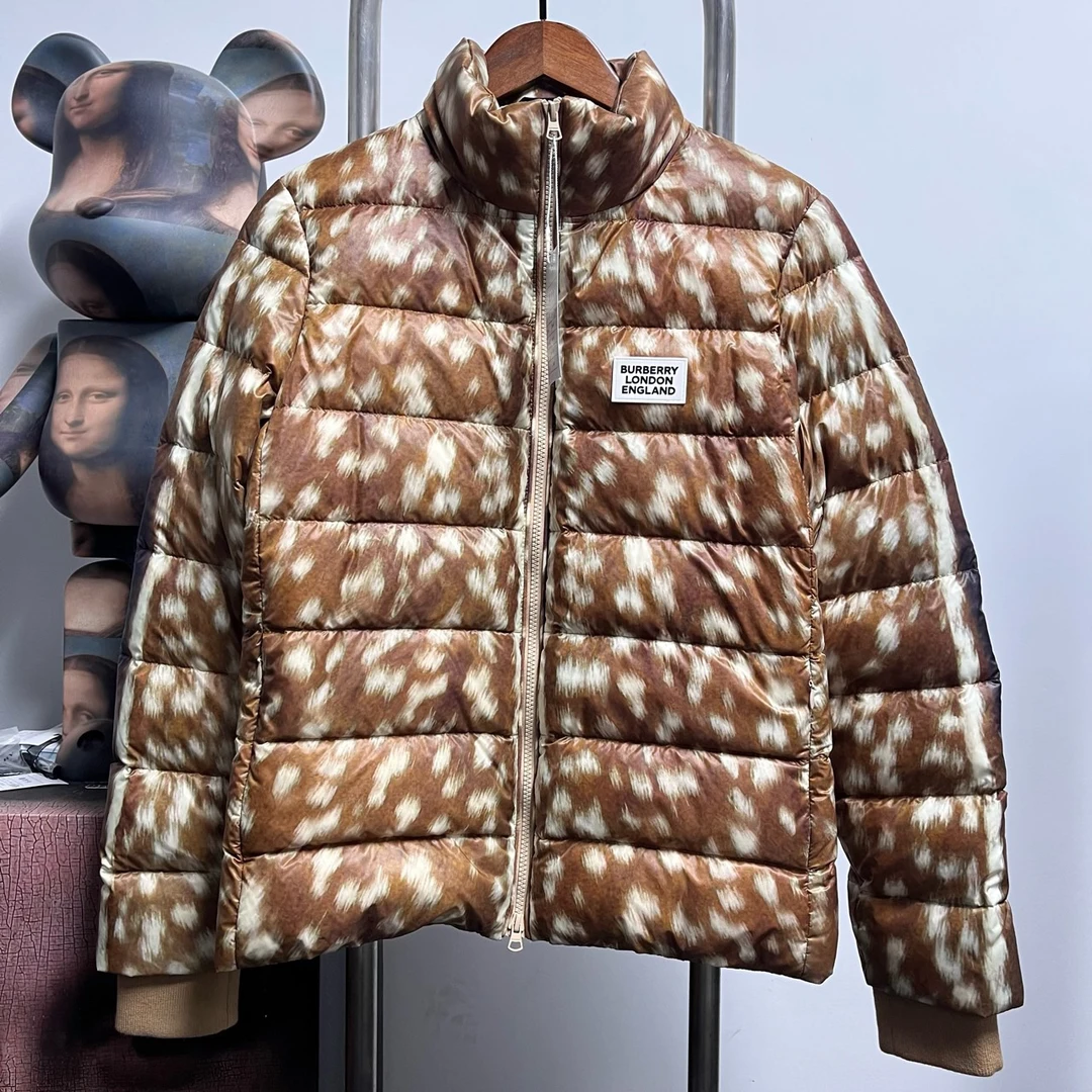 99新 BURBERRY/博柏利 Burberry巴宝莉小鹿羽绒服 K1814
