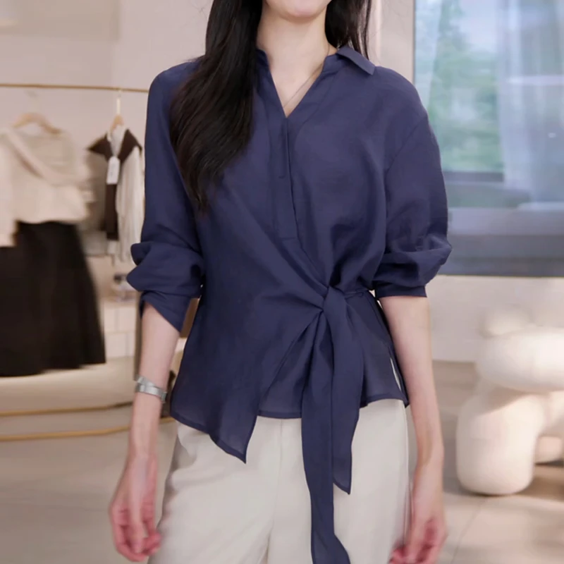 慵懒风绑带收腰V领衬衫女早秋新款轻薄舒适显瘦不对称百搭上衣潮