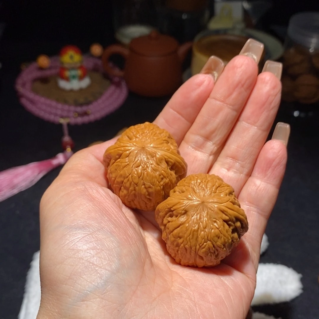 文玩核桃吊坠?***铁锤妹妹37