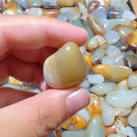 和田玉（子料）未镶嵌颈饰12.5克