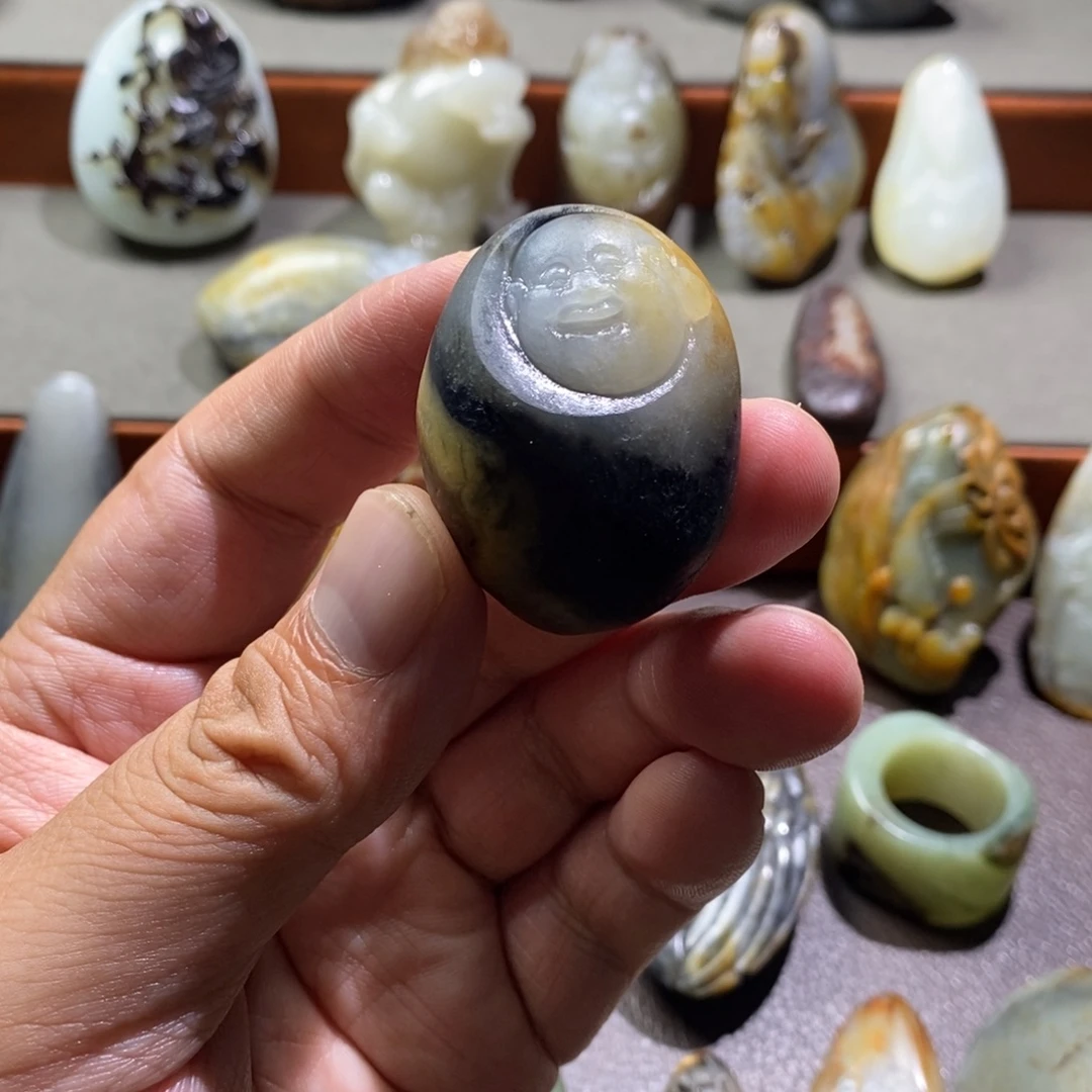 我***一未镶嵌和田玉挂件定制