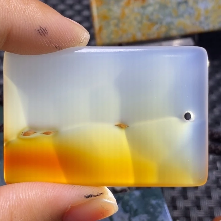 玛瑙/玉髓颈饰未镶嵌太**国