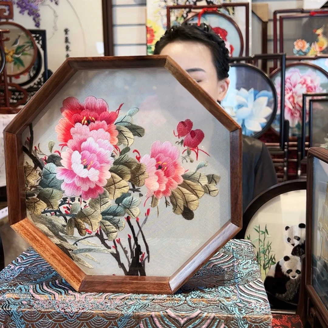 织绣苏绣摆台胡桃木