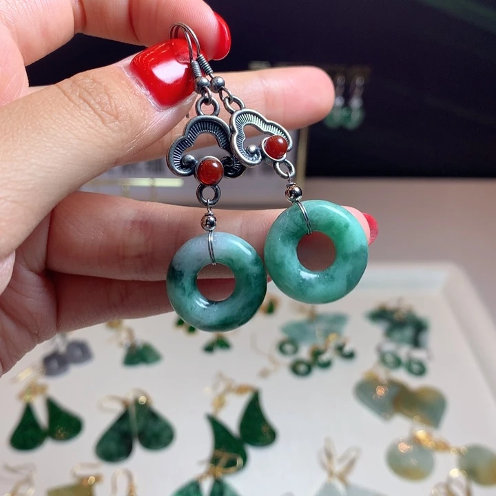 翡翠未镶嵌耳饰耳饰