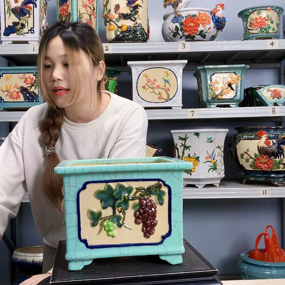 伍**盗实物拍摄湾盆石湾盆