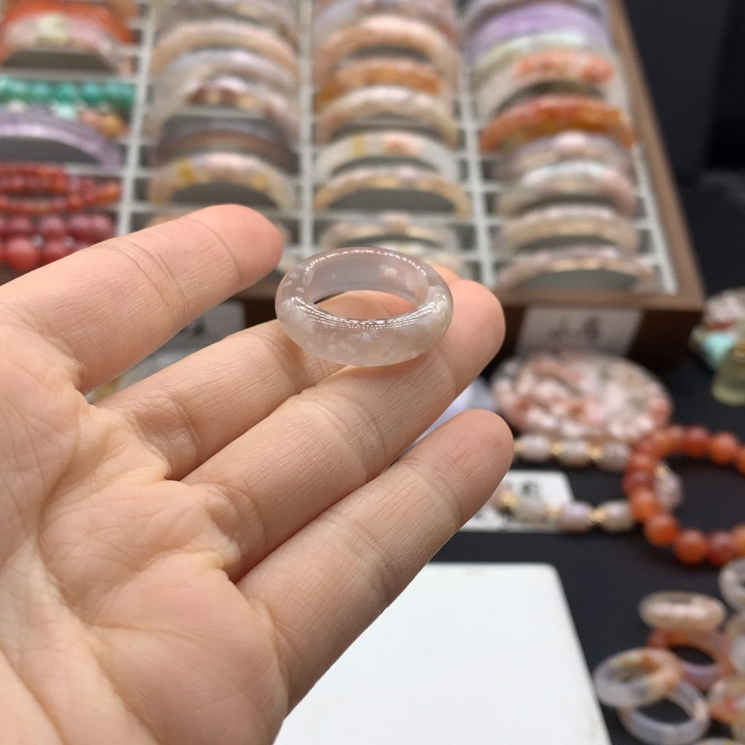 【闪购商品】玛瑙/玉髓手镯未镶嵌破*