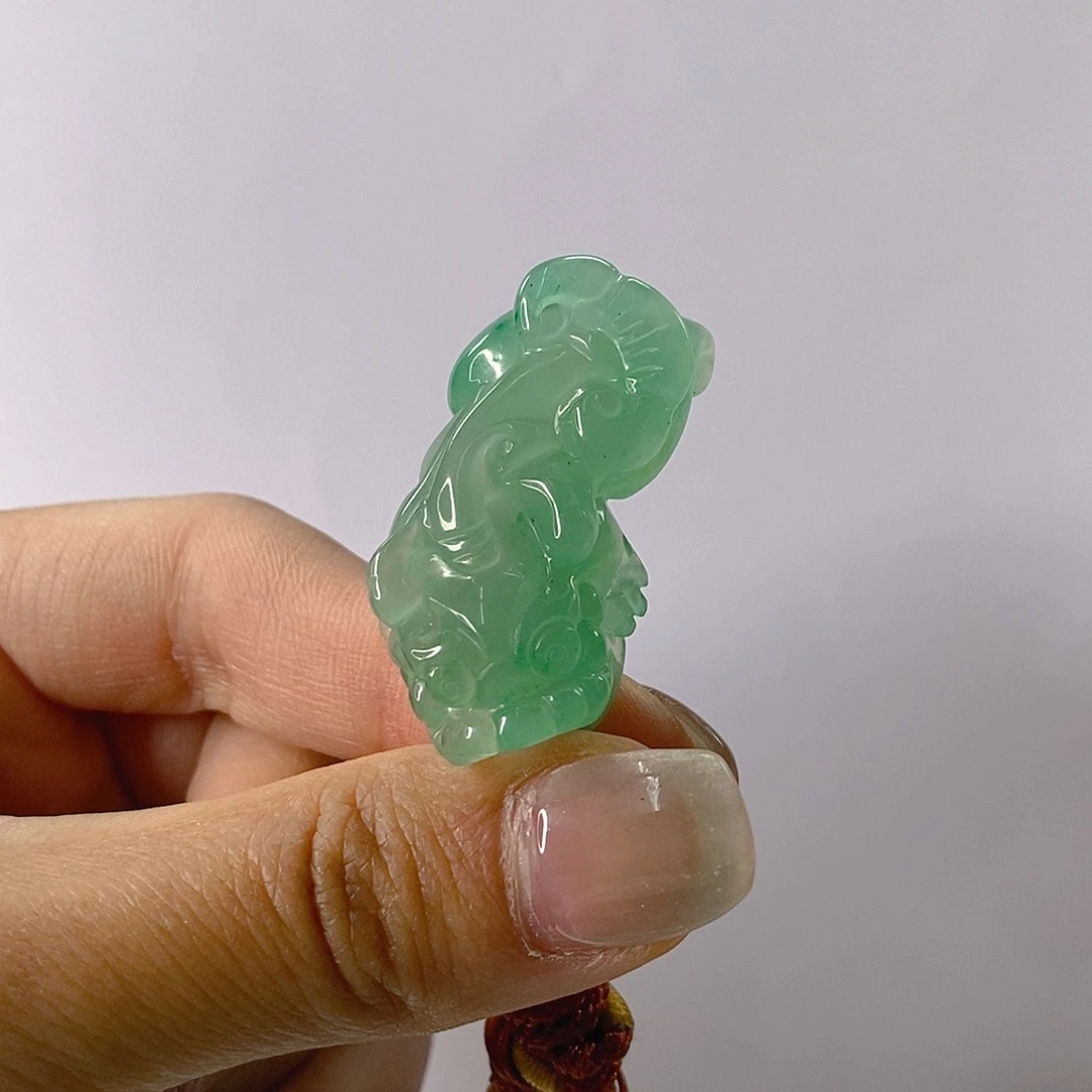 石英质玉颈饰未镶嵌