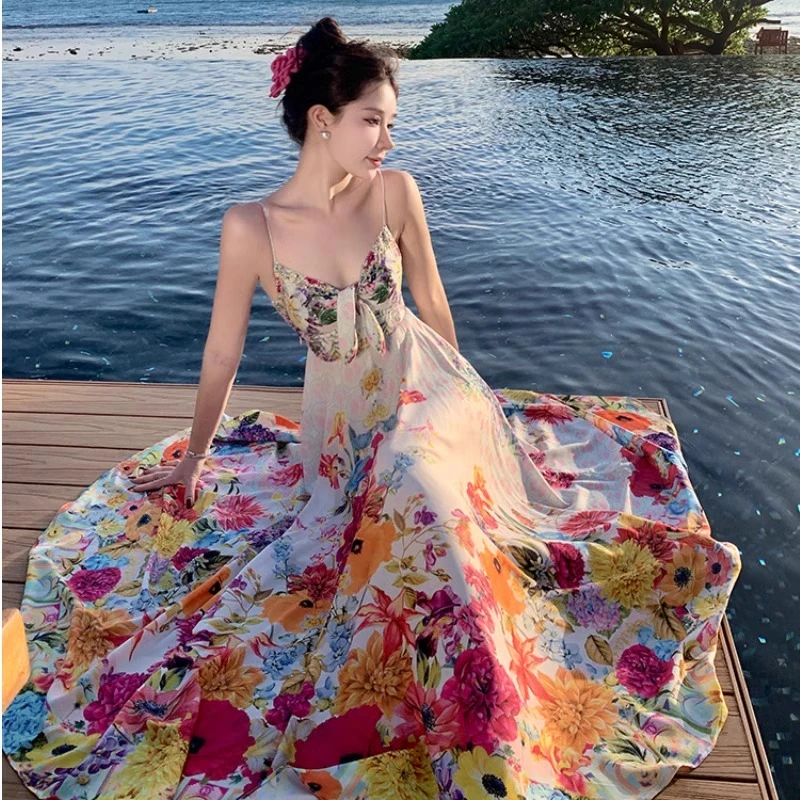 马尔代夫波西米亚风海边度假连衣裙仙女气质彩色碎花高腰吊带长裙