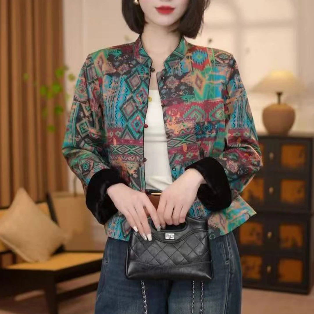 2025秋季新款洋气设计感国风新中式盘扣金丝绒两面可穿上衣短外套